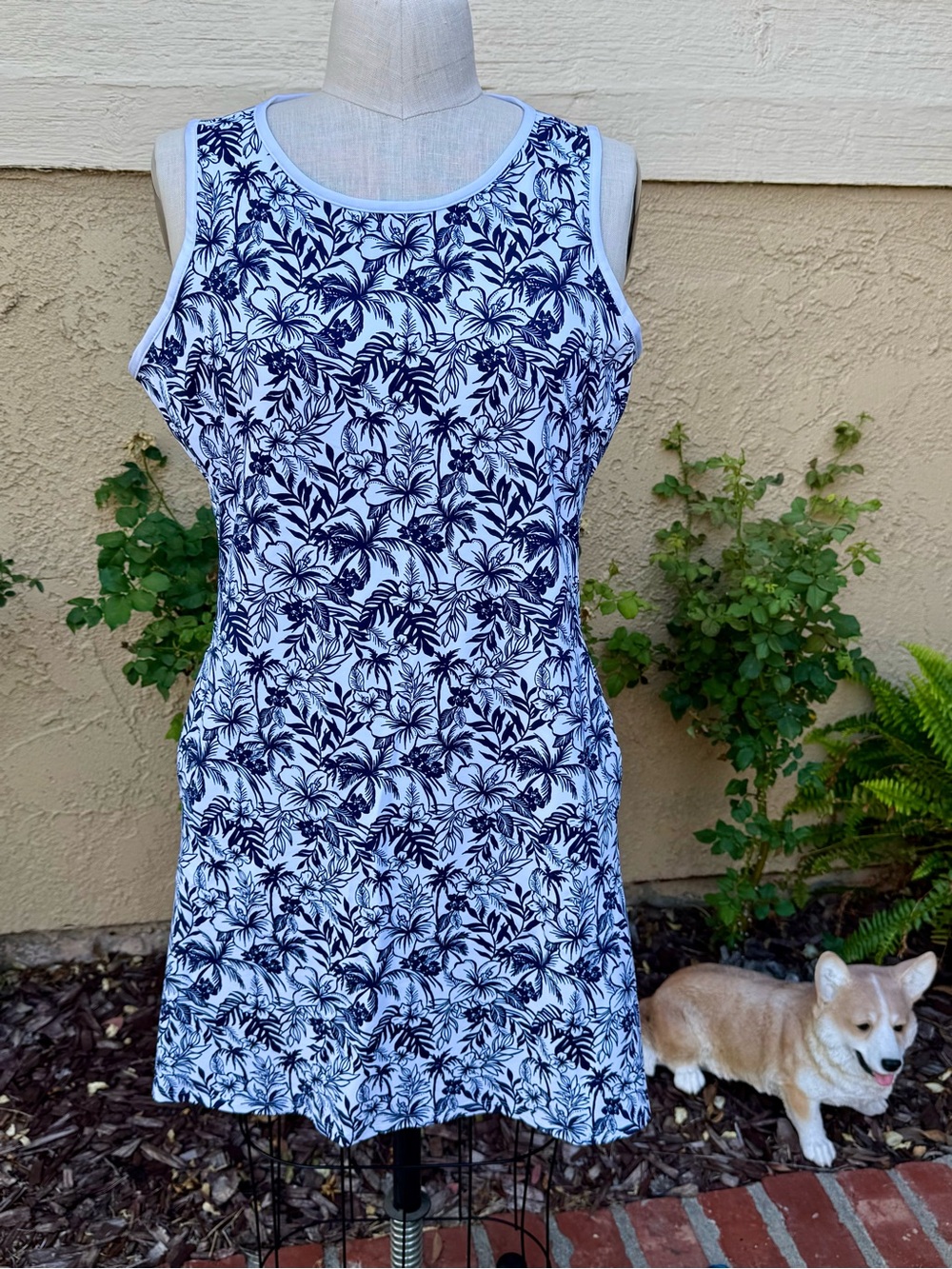 Tommy Bahama  Seaport Resort IslandZone Tropical Navy Blue & White ALine dress